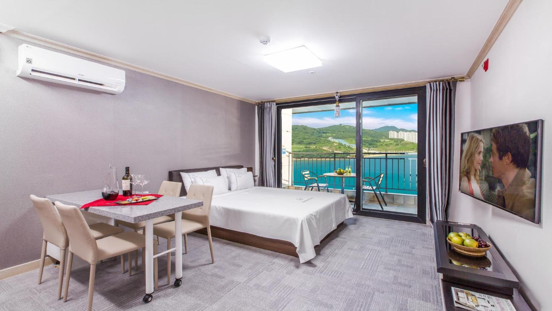 Onda D'Oro Hostel Йосу Екстер'єр фото